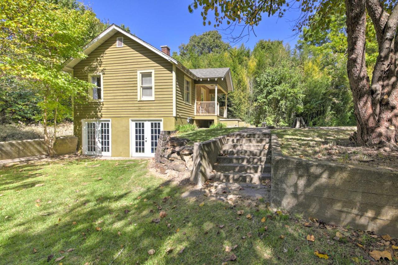 Pet-Friendly Cottage With Fire Pit - 3 Mi To Siu! Carbondale Εξωτερικό φωτογραφία
